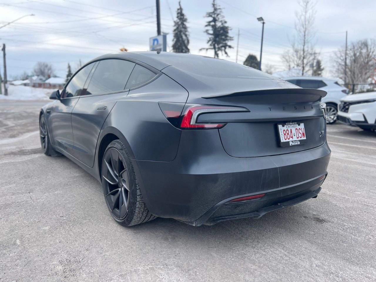 2024 Tesla Model 3 PERFORMANCE AWD Photo2