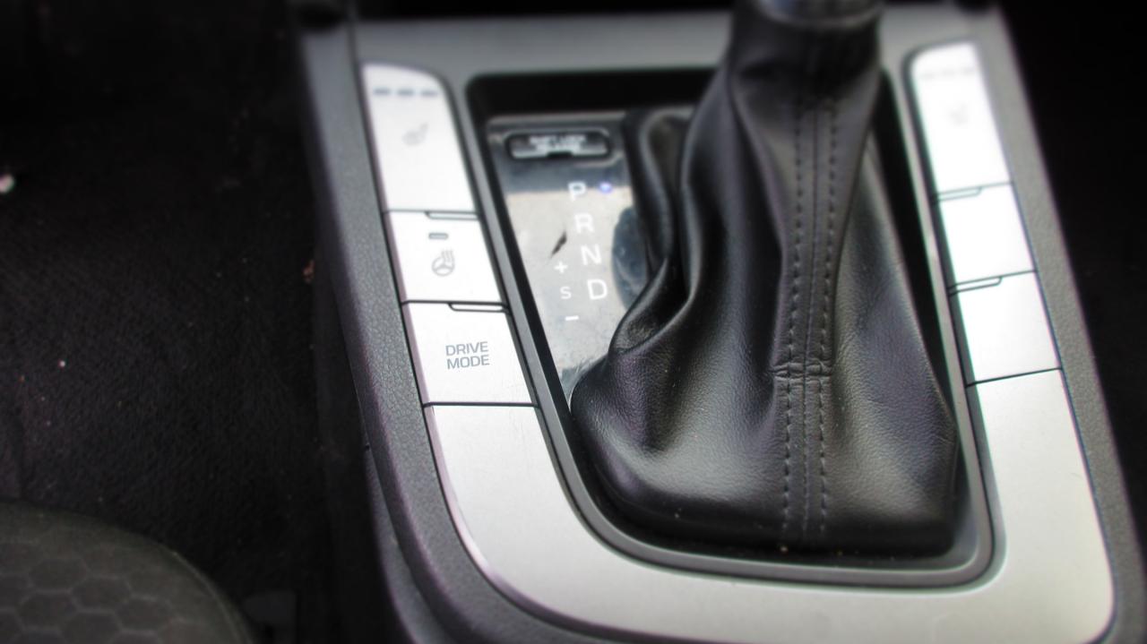 2020 Hyundai Elantra PREFERRED 4DR SEDAN Photo