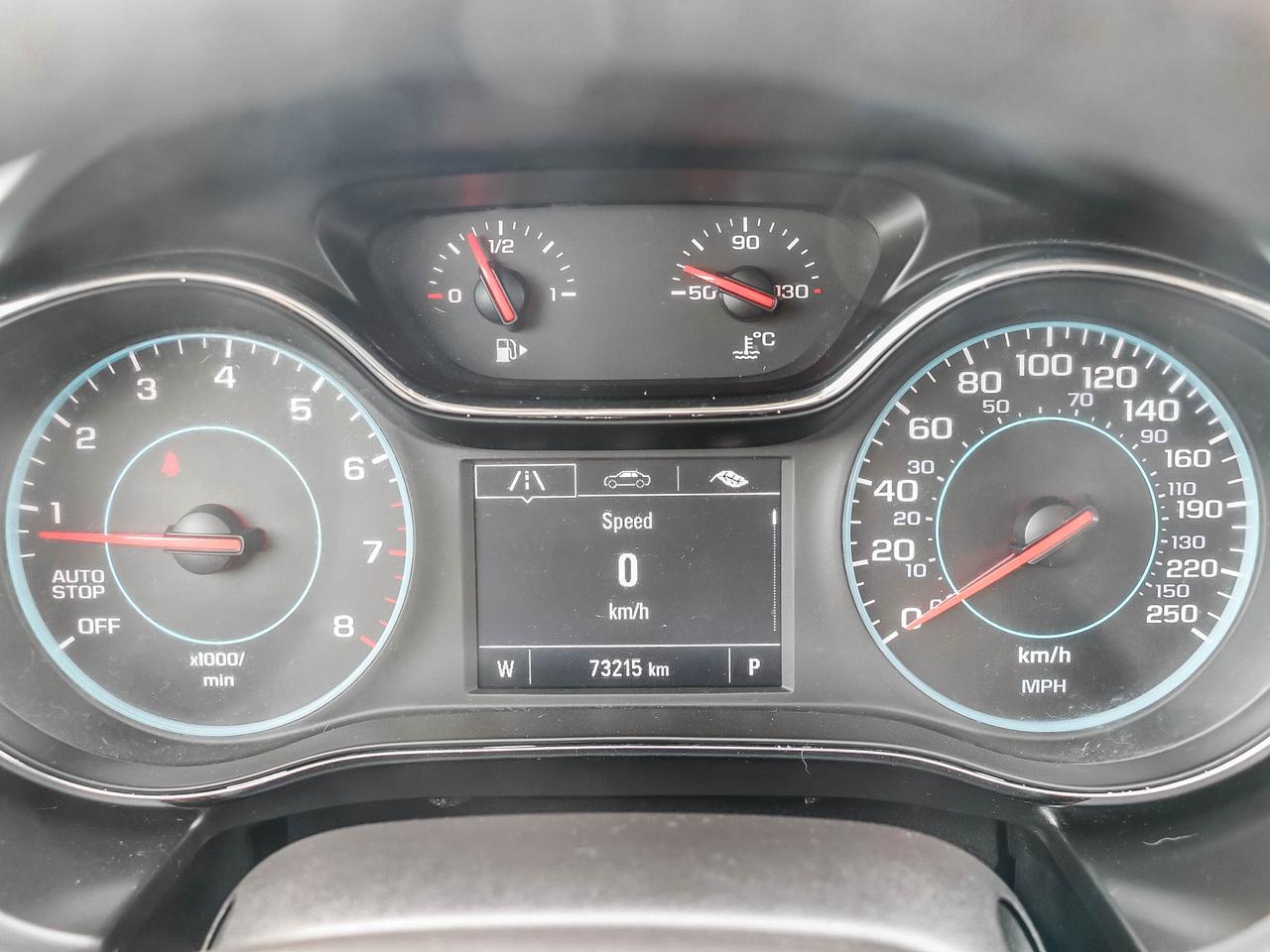 2017 Chevrolet Cruze 4dr HB 1.4L LT w-1SD Photo