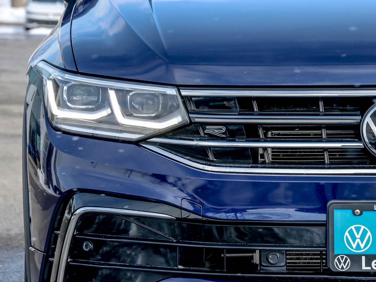2024 Volkswagen Tiguan HIGHLINE R-LINE 4MOTION Photo2