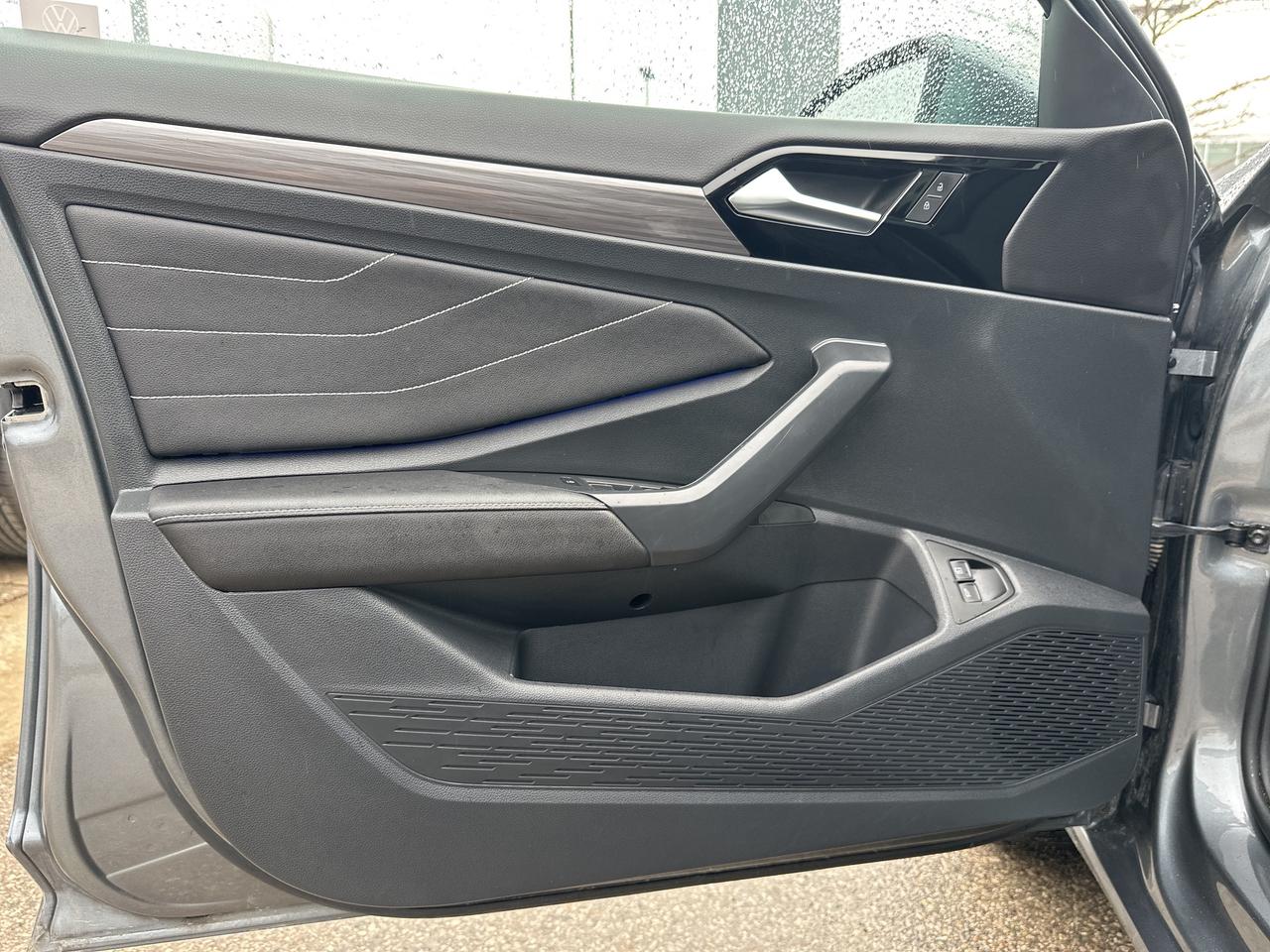 2024 Volkswagen Jetta Highline auto Photo