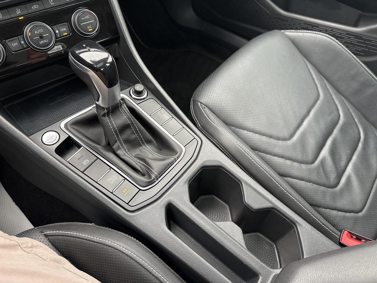 2024 Volkswagen Jetta Highline auto Photo