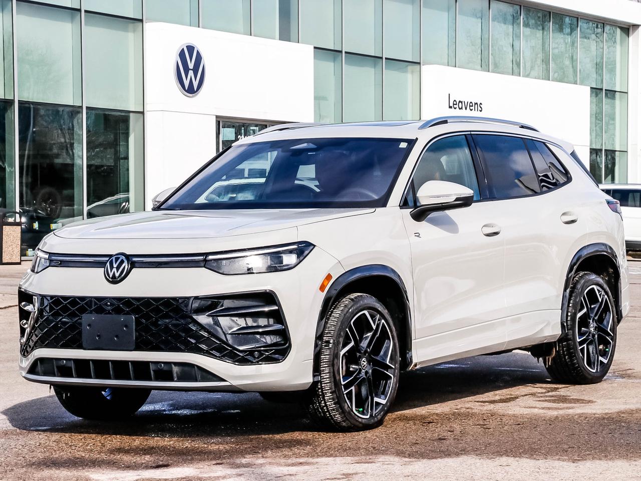 2025 Volkswagen Tiguan HIGHLINE R-LINE 4MOTION Photo0