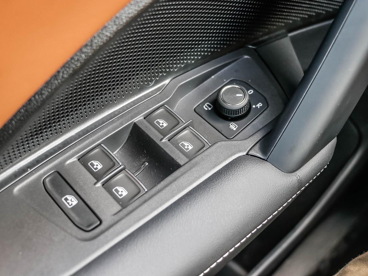 2025 Volkswagen Tiguan HIGHLINE R-LINE 4MOTION Photo