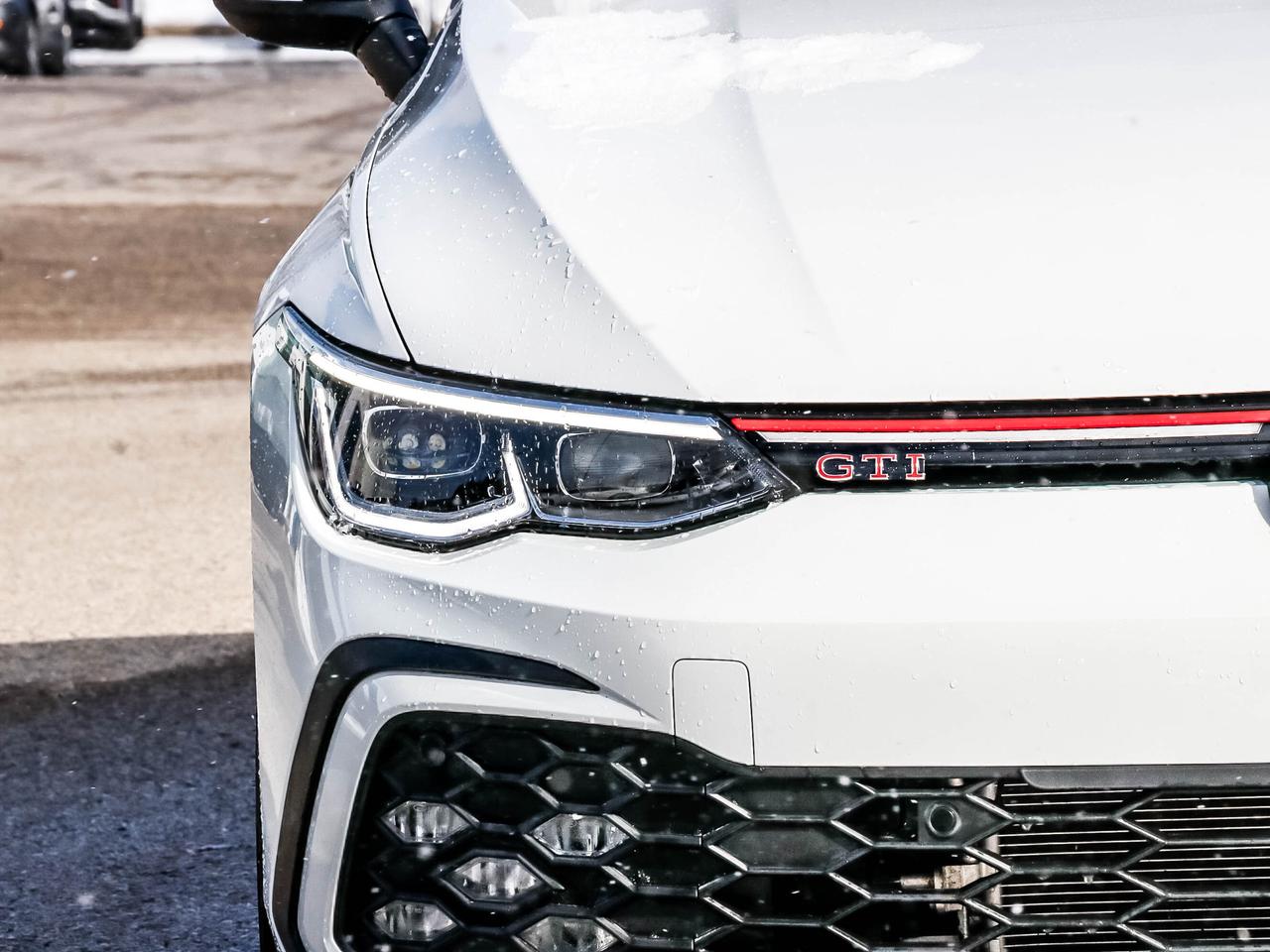 2024 Volkswagen Golf GTI 380 Autobahn Manual Photo3