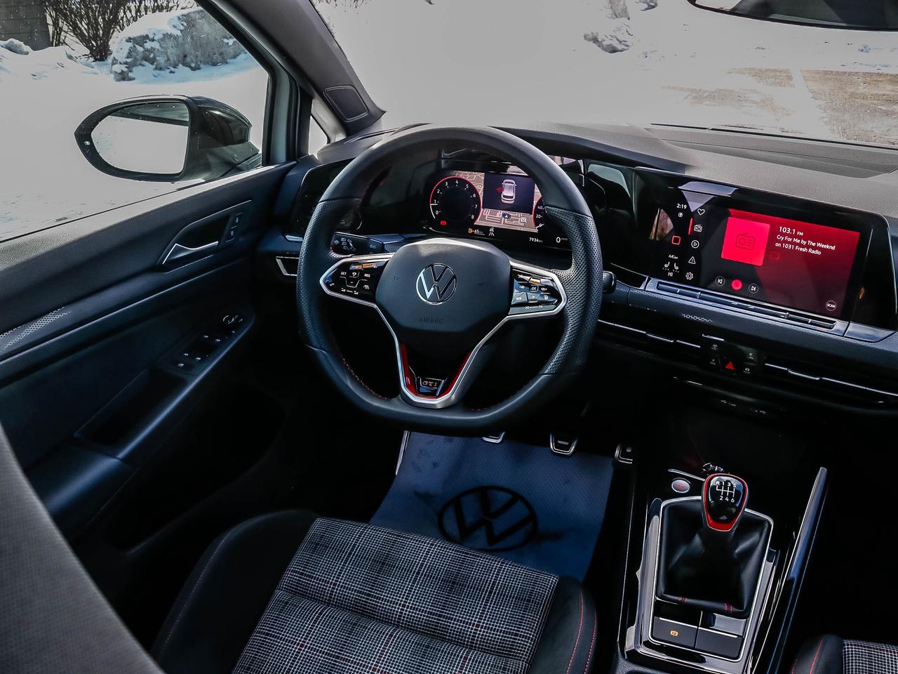 2024 Volkswagen Golf GTI 380 Autobahn Manual Photo