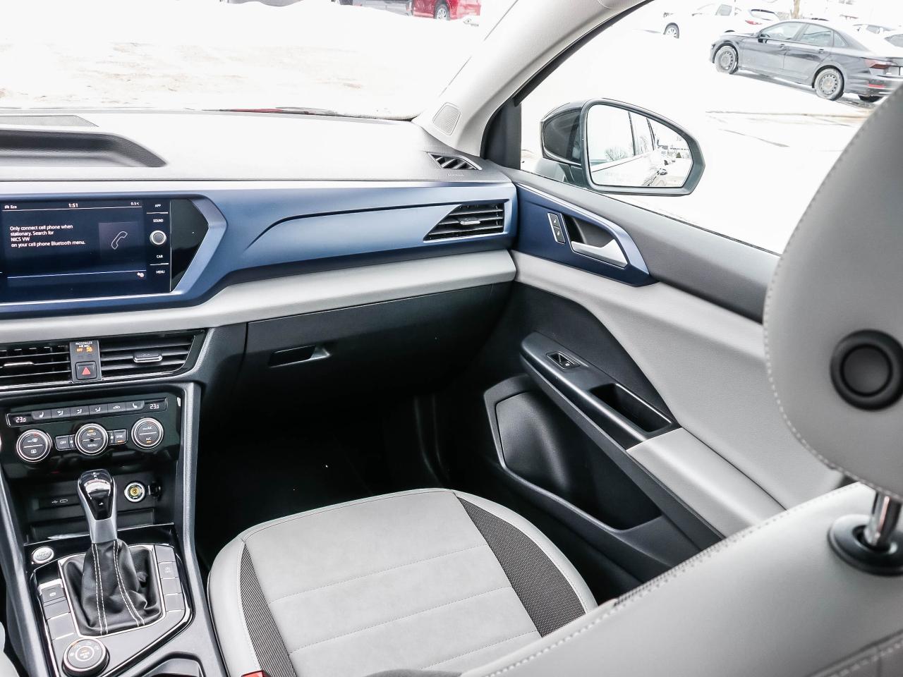 2022 Volkswagen Taos Comfortline 4Motion Photo