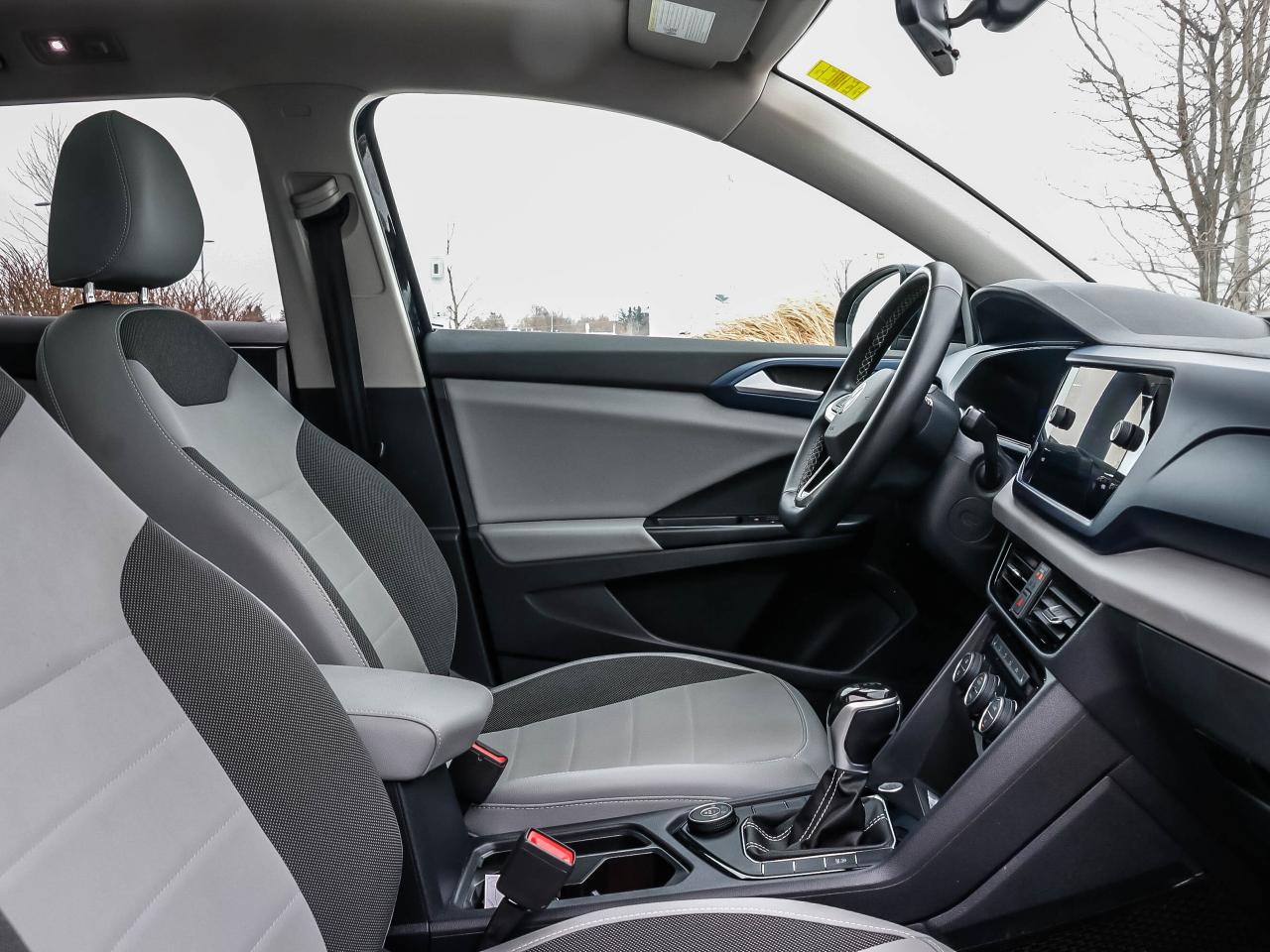 2022 Volkswagen Taos Comfortline 4Motion Photo