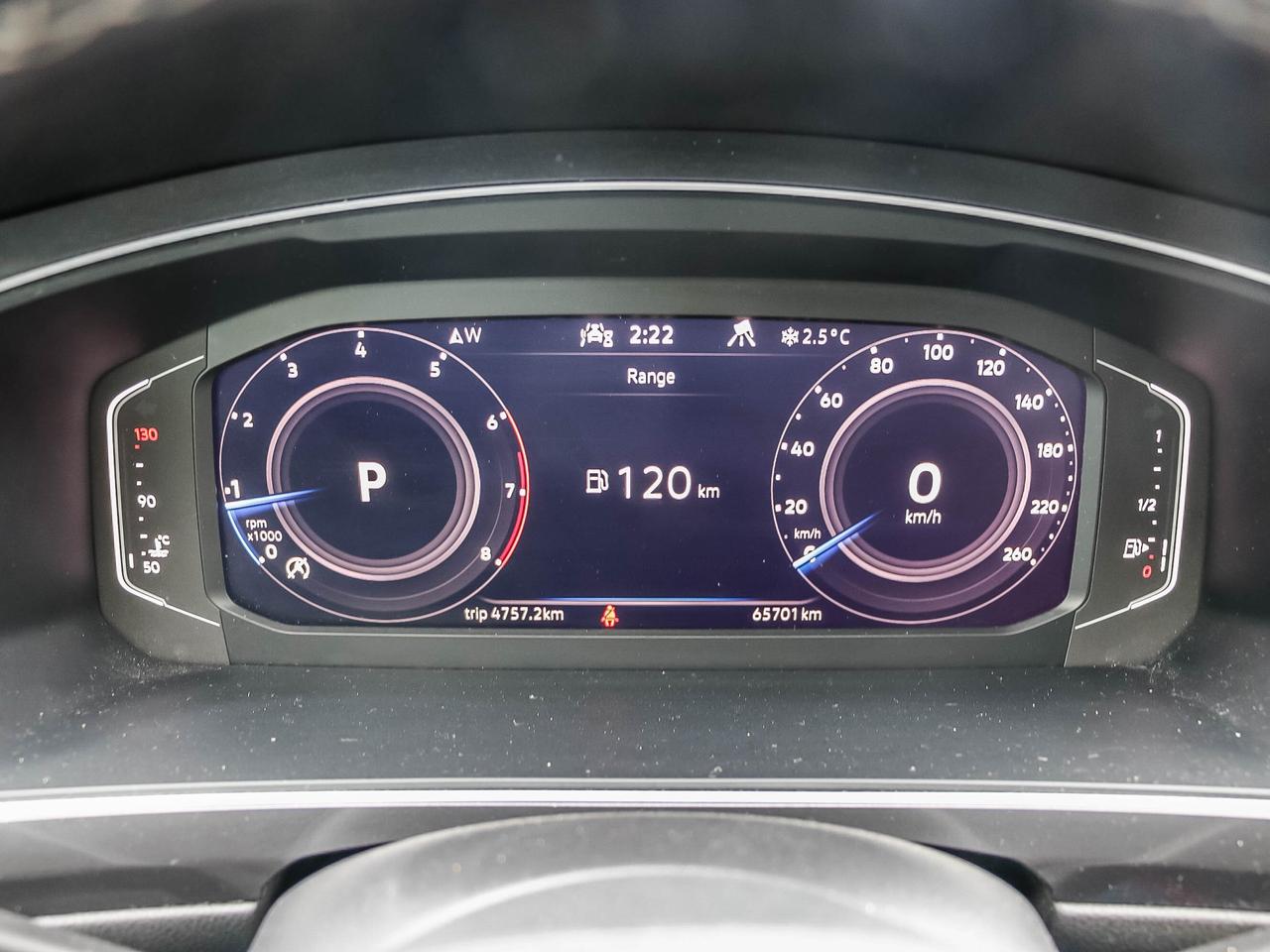 2022 Volkswagen Tiguan COMFORTLINE 4Motion Photo