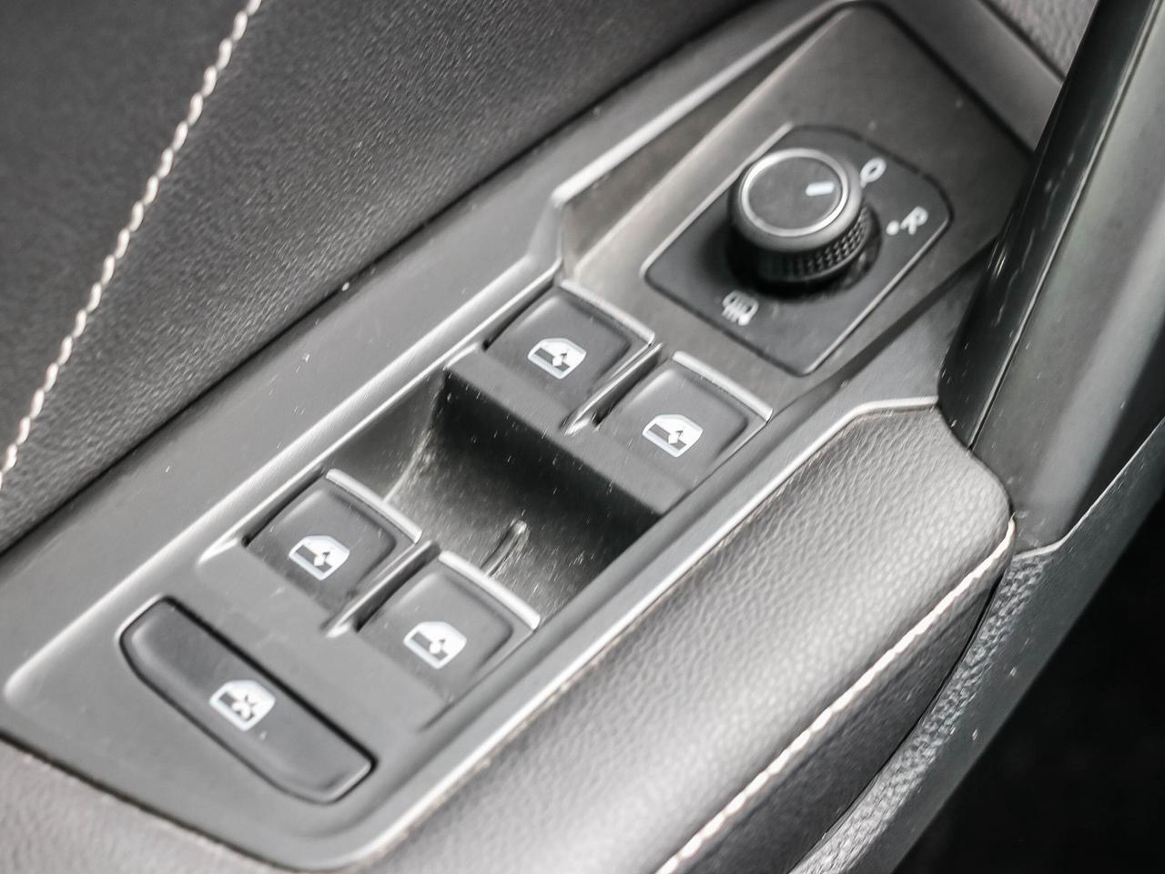 2022 Volkswagen Tiguan COMFORTLINE 4Motion Photo