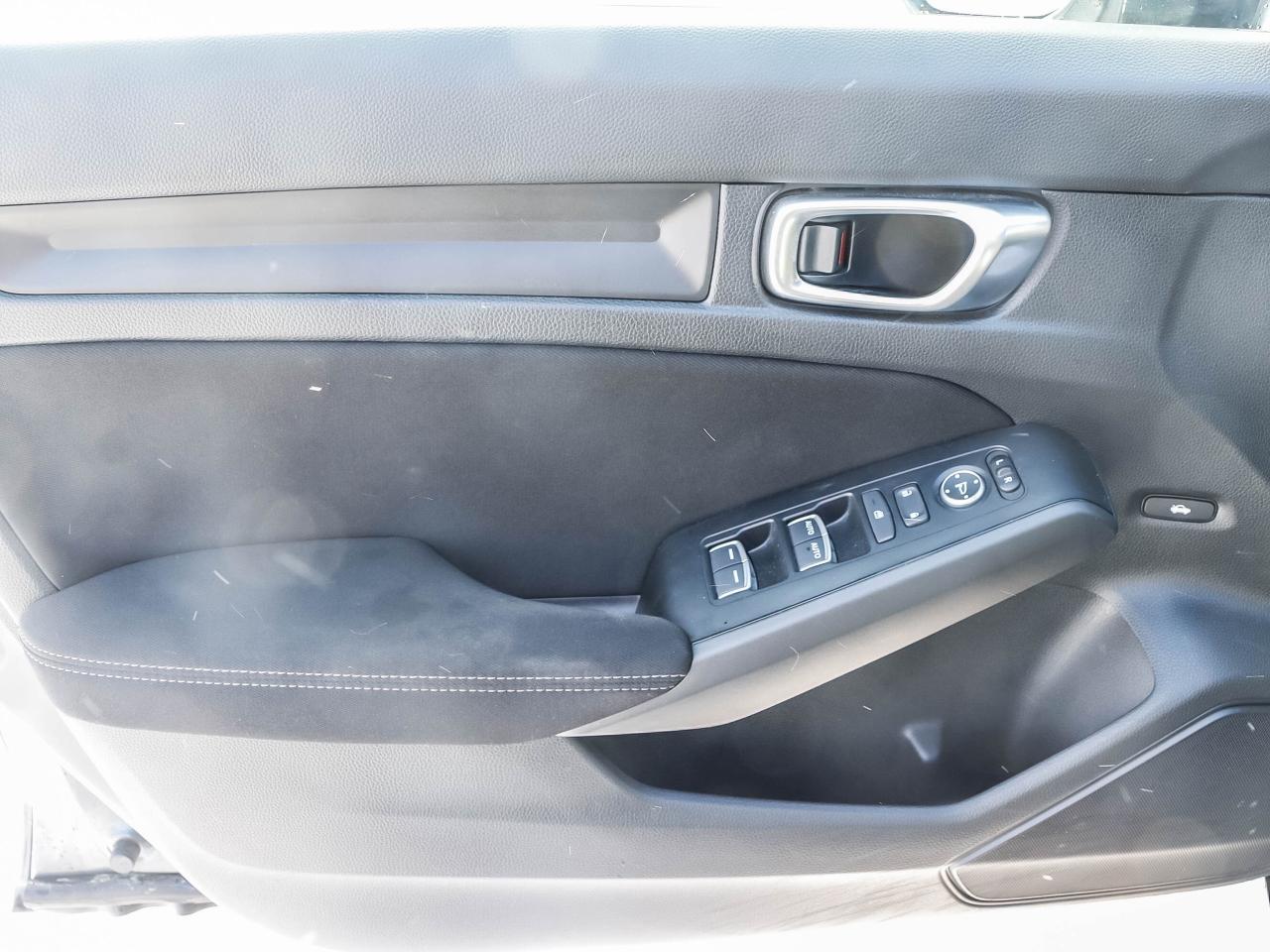 2024 Honda Civic Sedan LX-B CVT Photo