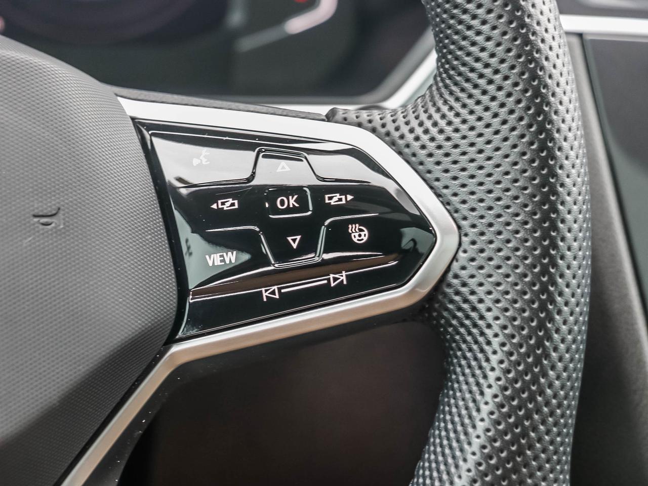 2024 Volkswagen Tiguan Comfortline R-Line Black Edition 4MOTION Photo