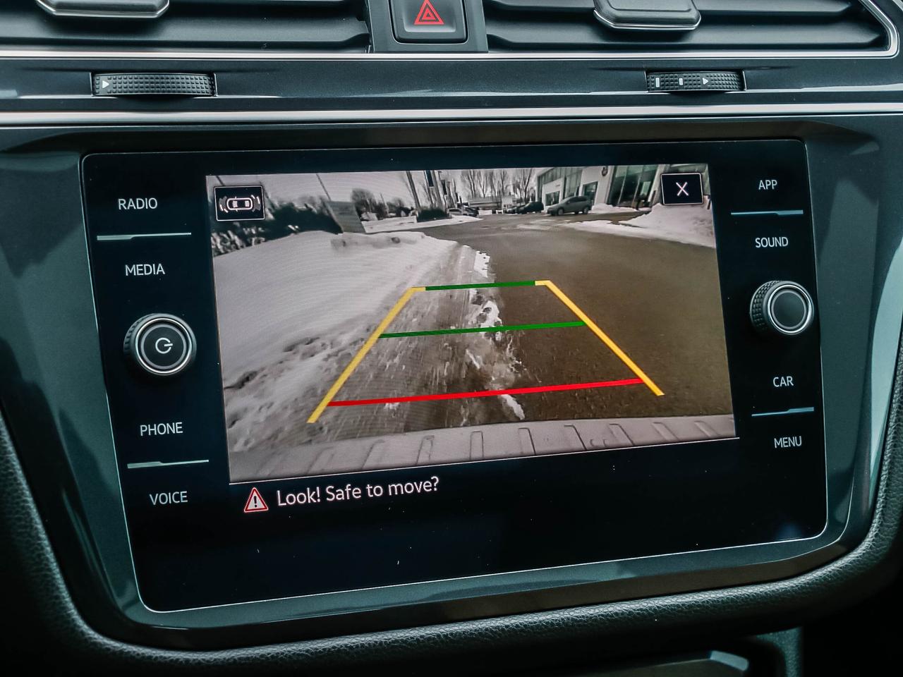 2024 Volkswagen Tiguan Comfortline R-Line Black Edition 4MOTION Photo