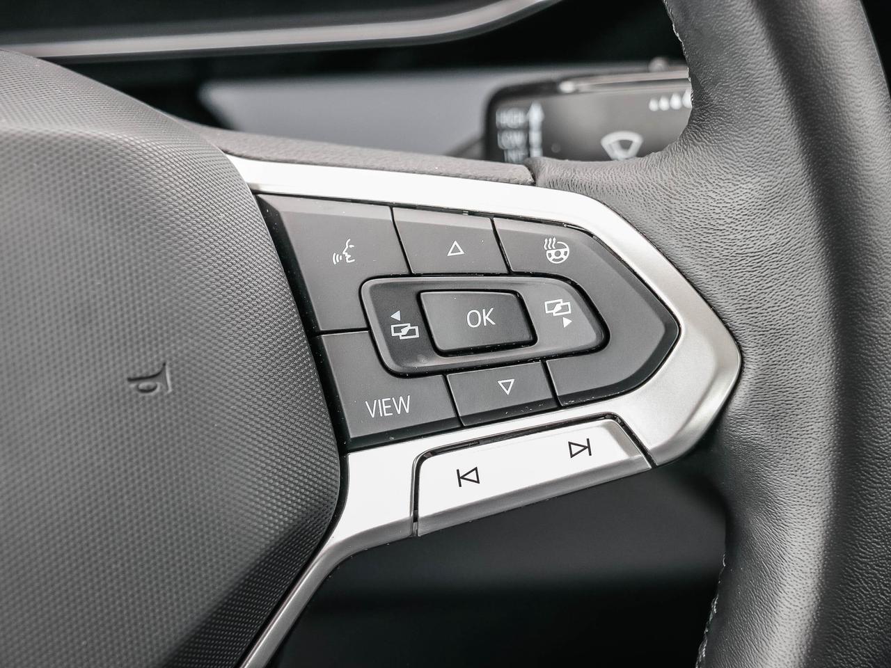 2025 Volkswagen Jetta Highline auto Photo