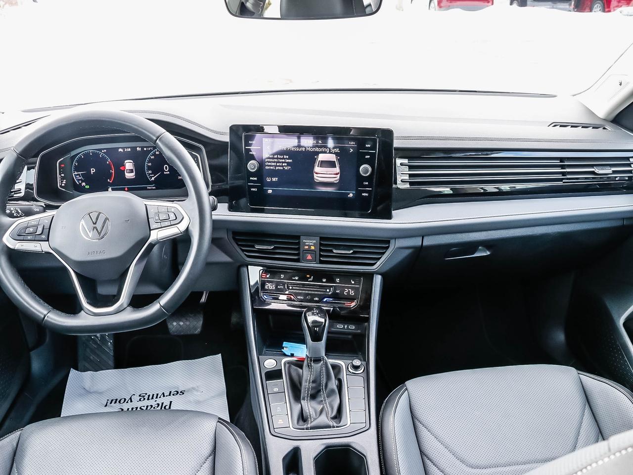 2025 Volkswagen Jetta Highline auto Photo