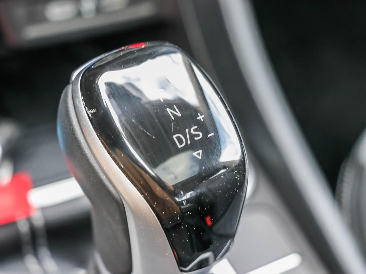 2025 Volkswagen Jetta Highline auto Photo