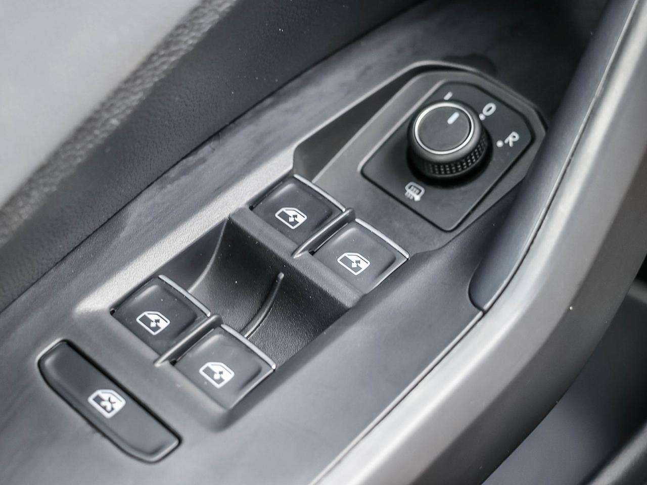 2025 Volkswagen Jetta Highline auto Photo