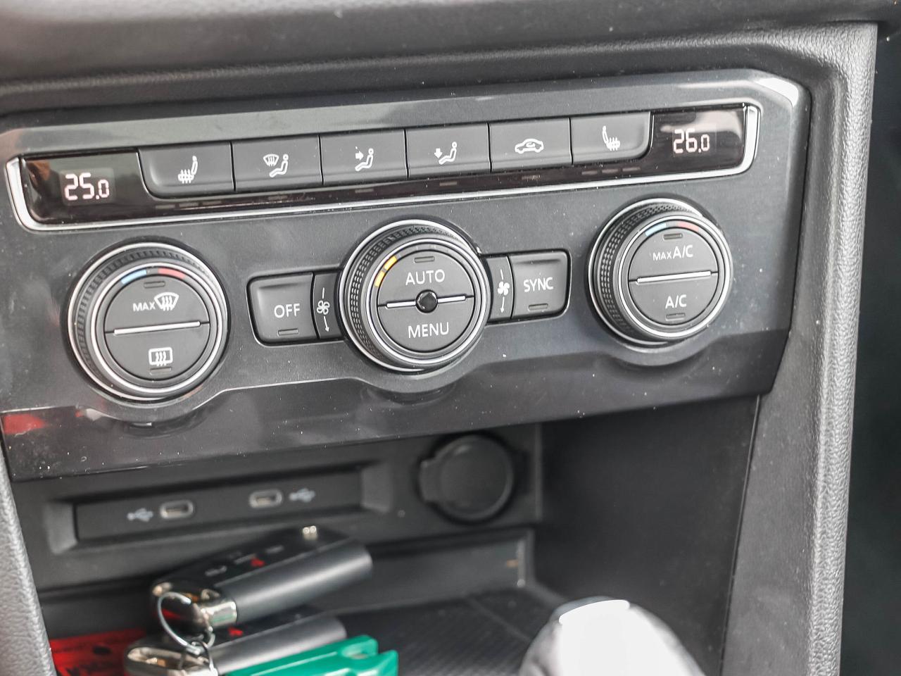 2021 Volkswagen Tiguan United 4MOTION Photo