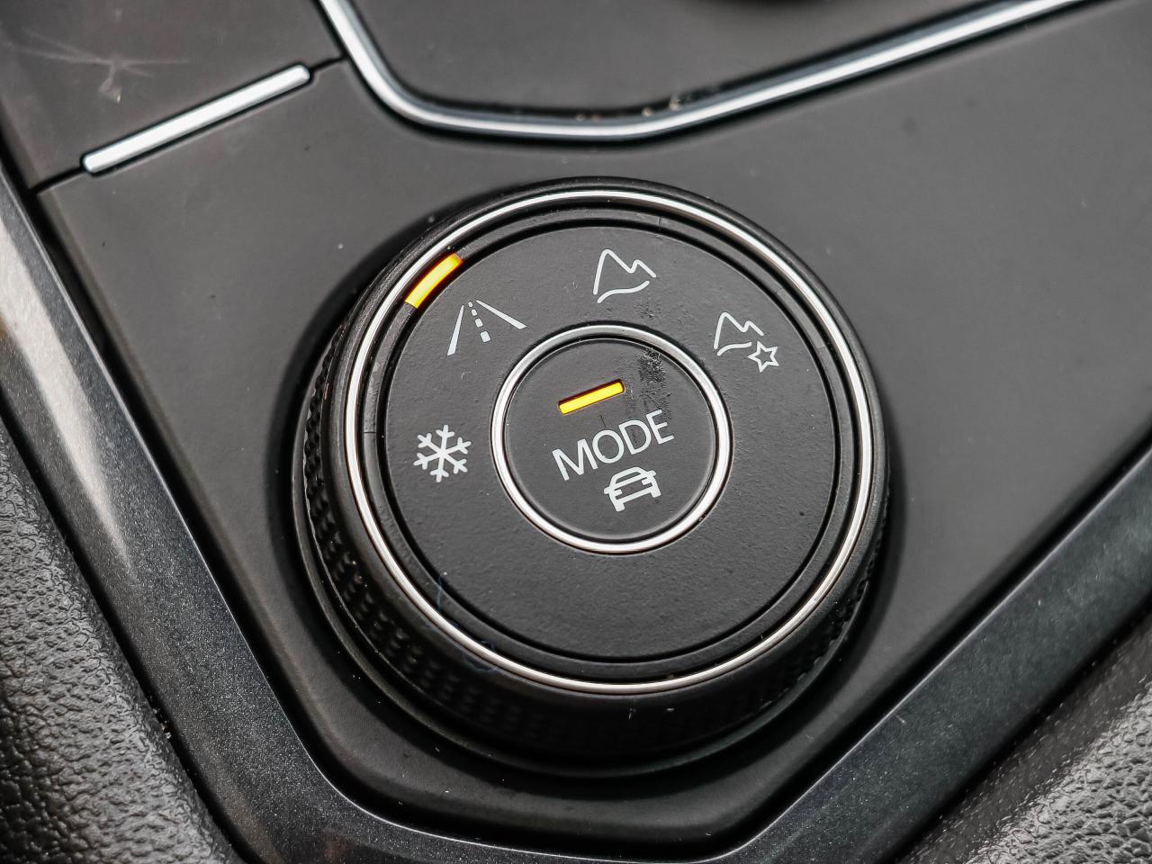 2021 Volkswagen Tiguan United 4MOTION Photo