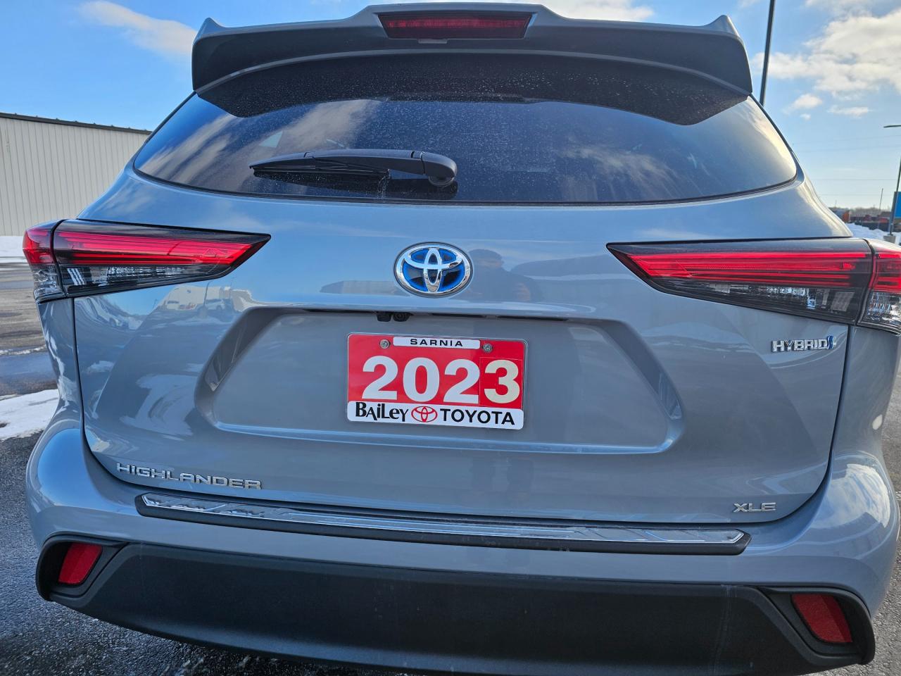 2023 Toyota Highlander Hybrid XLE 4dr All-Wheel Drive Photo