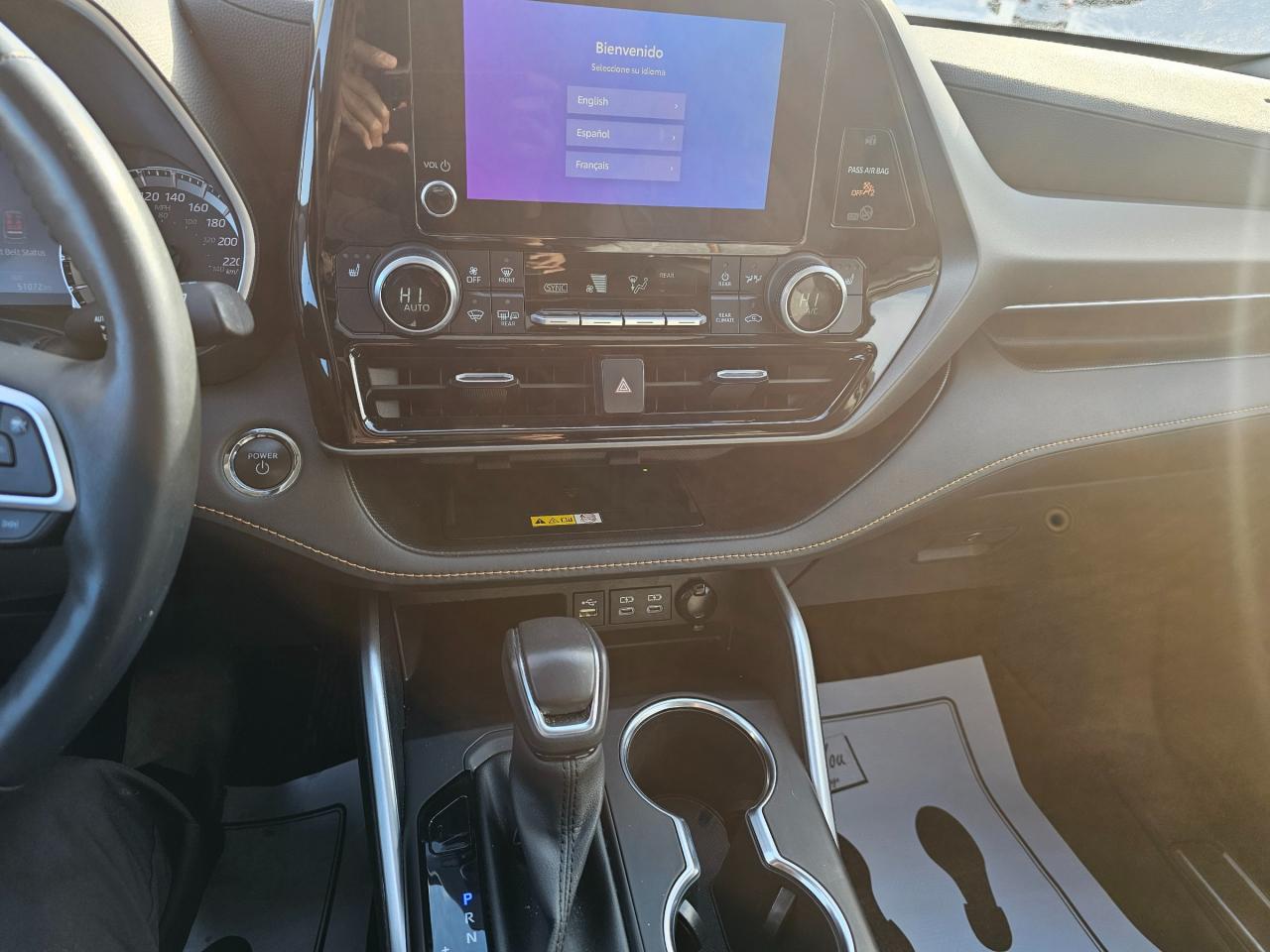 2023 Toyota Highlander Hybrid XLE 4dr All-Wheel Drive Photo