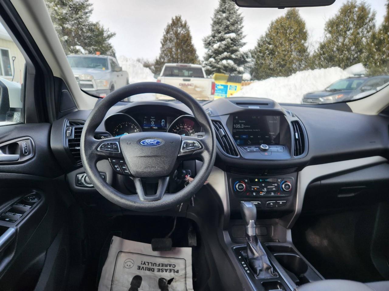 2017 Ford Escape SE 4dr 4x4 Photo