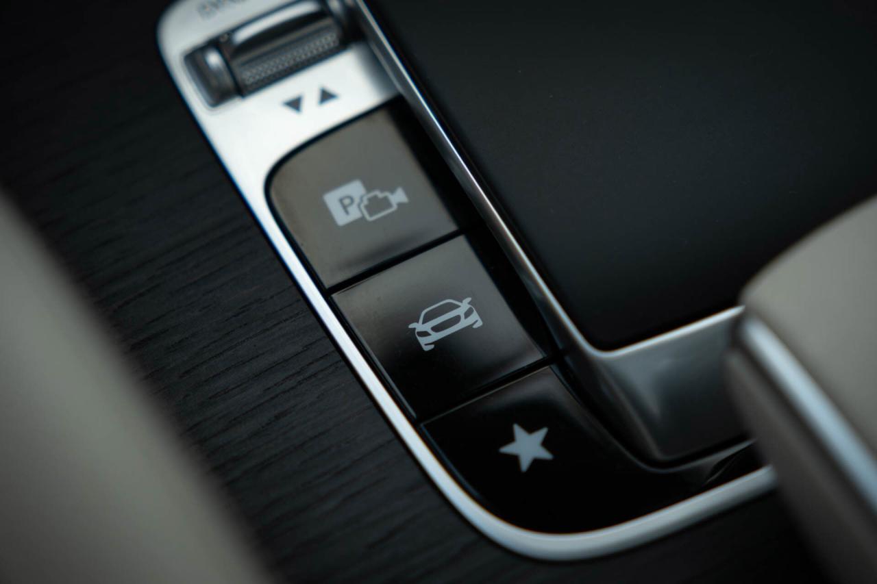 2020 Mercedes-Benz GLE-Class GLE 450 4Matic Photo