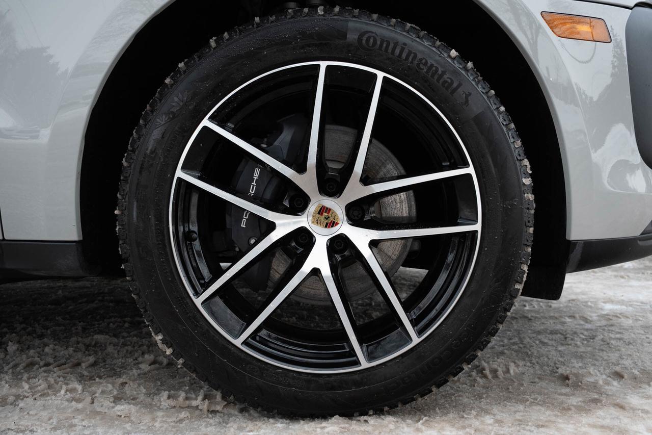 2024 Porsche Macan Base   2 sets of Tires Photo