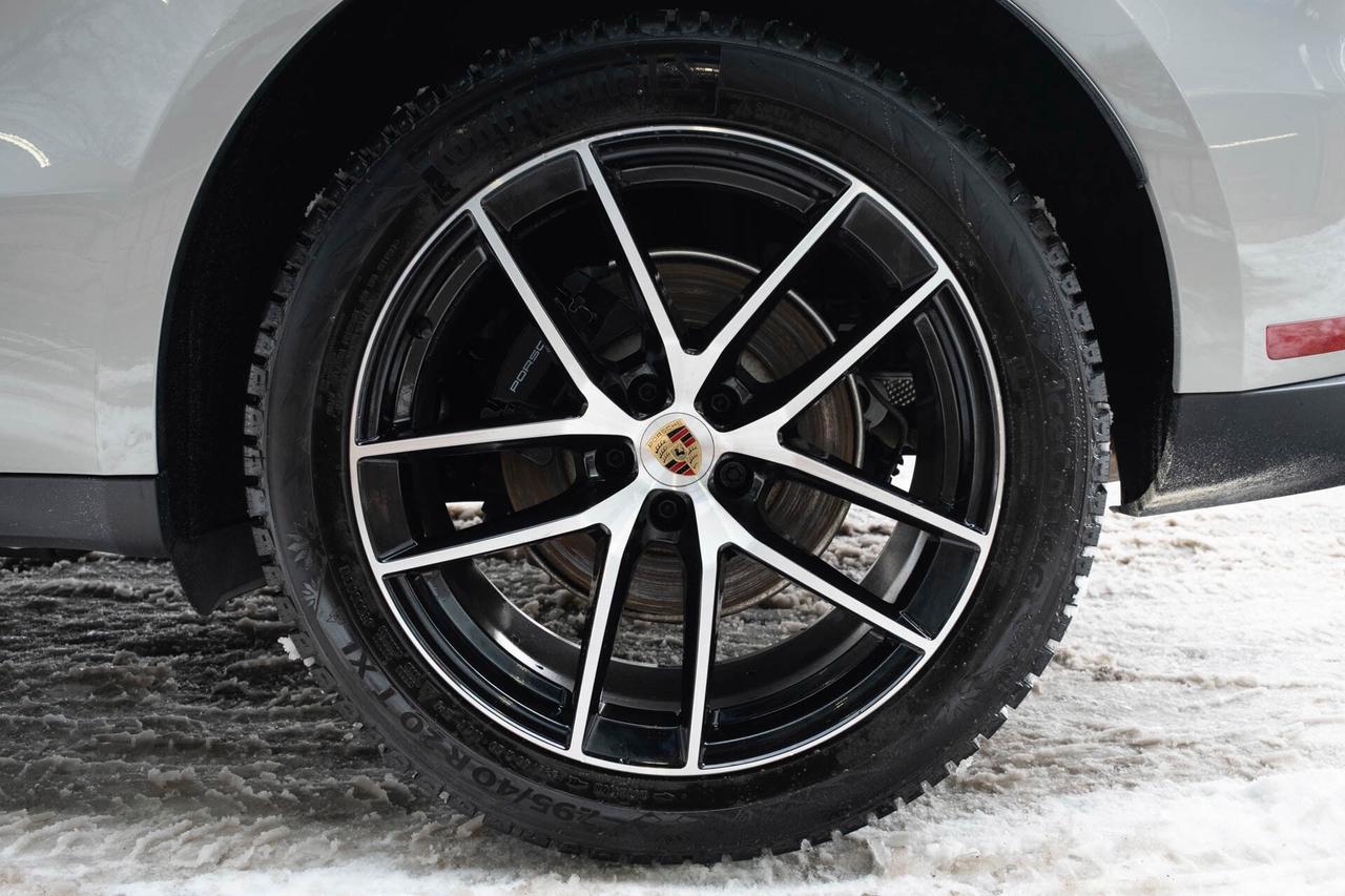 2024 Porsche Macan Base   2 sets of Tires Photo