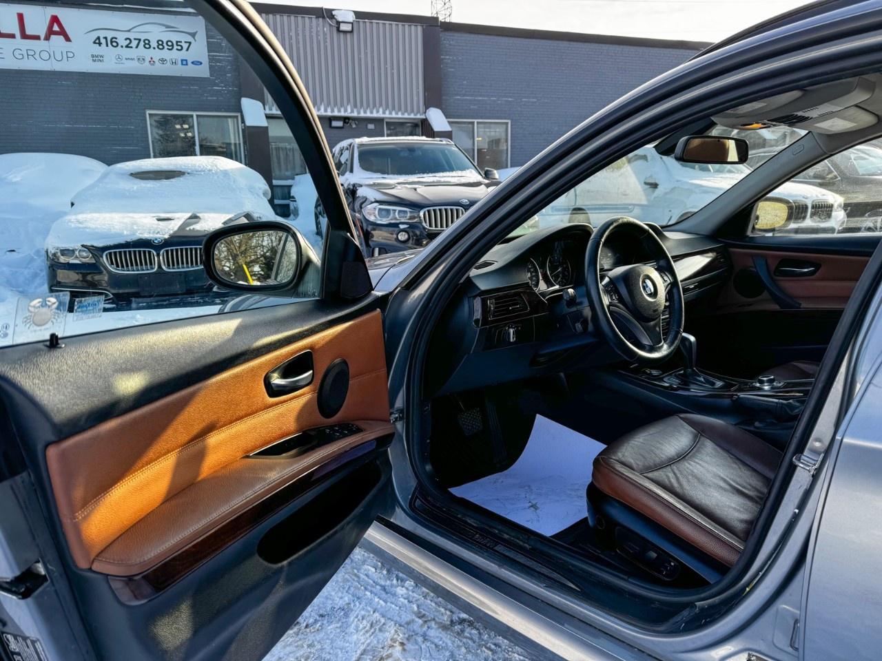 2012 BMW 3 Series Wagon / Executive Package / Saddle brown leather Photo