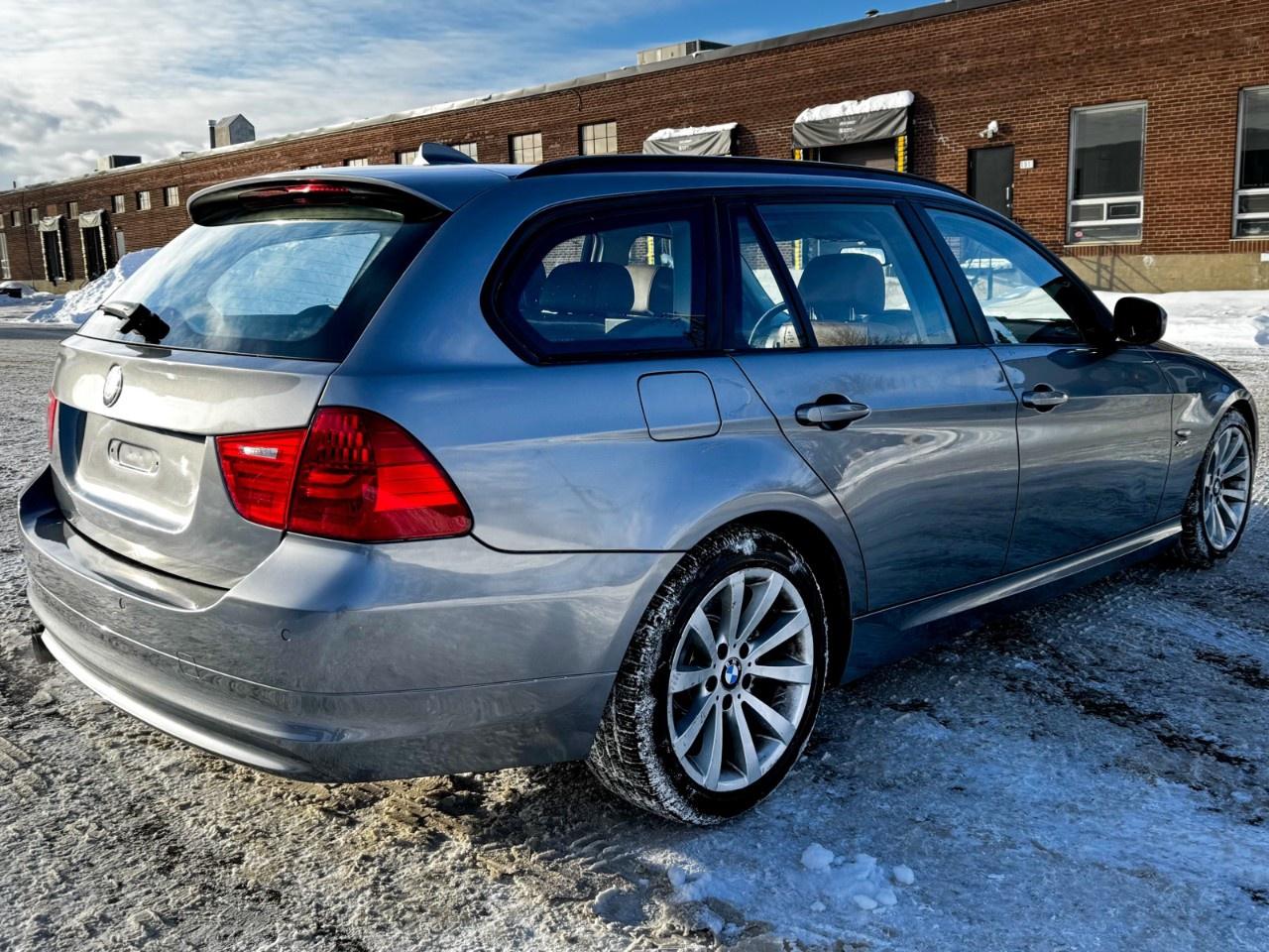 2012 BMW 3 Series Wagon / Executive Package / Saddle brown leather Photo