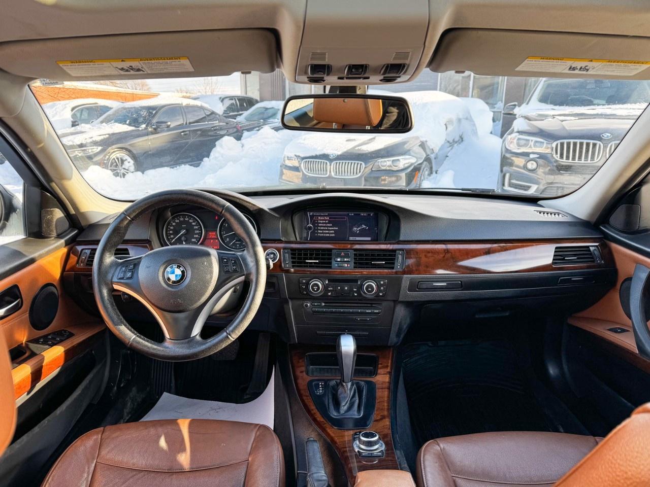 2012 BMW 3 Series Wagon / Executive Package / Saddle brown leather Photo