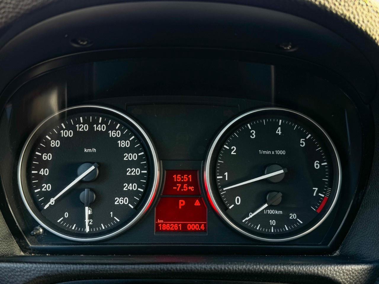 2012 BMW 3 Series Wagon / Executive Package / Saddle brown leather Photo