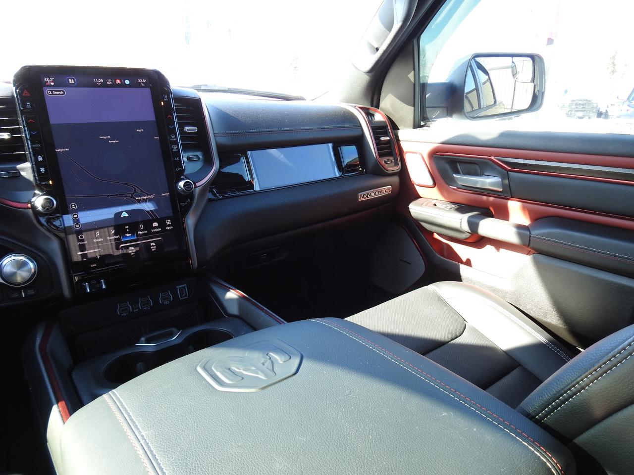 2026 RAM 1500 REBEL 4x4- 14 INCH NAV- COOLED LEATHER- 2,800 KMS Photo