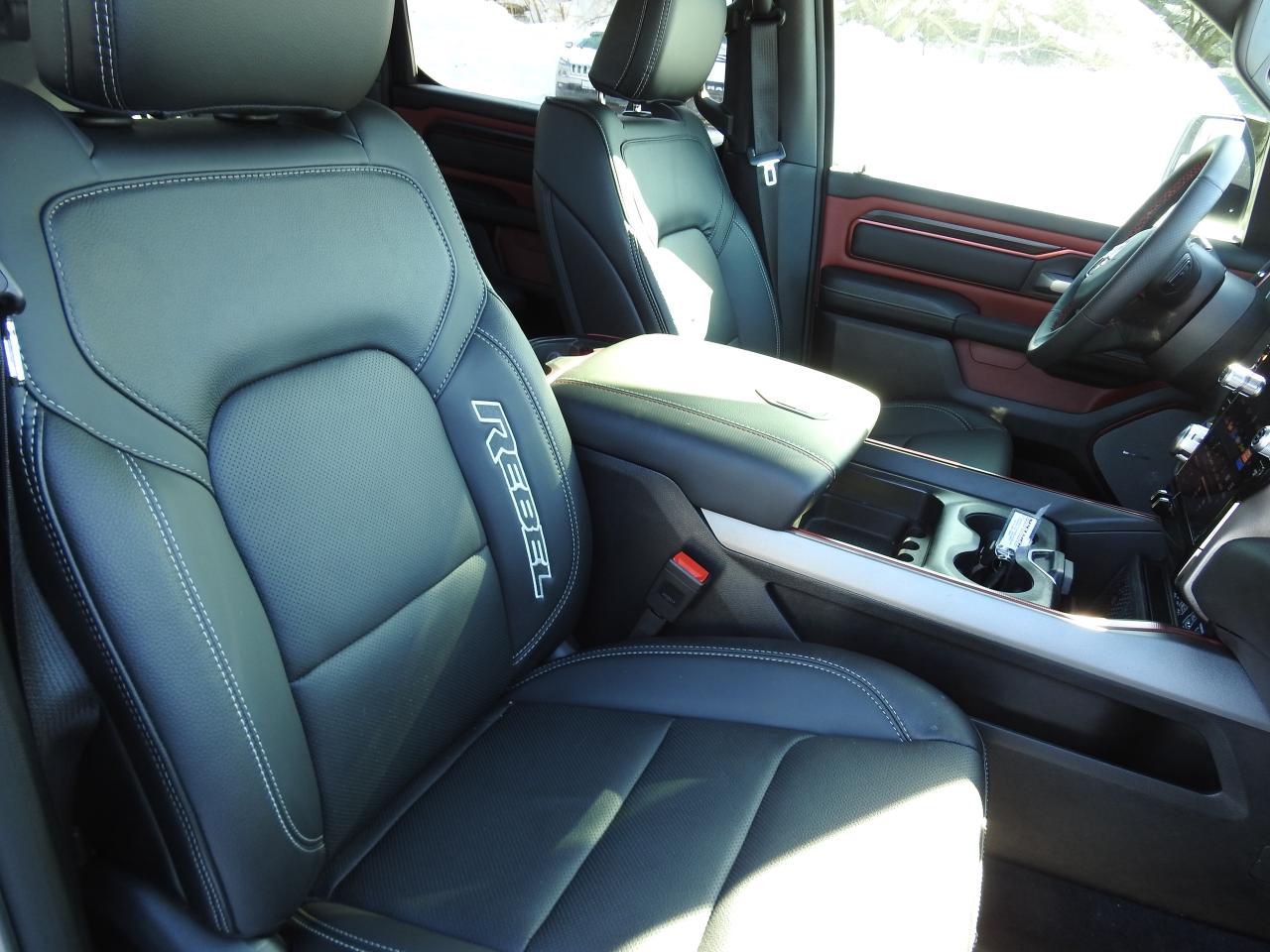 2026 RAM 1500 REBEL 4x4- 14 INCH NAV- COOLED LEATHER- 2,800 KMS Photo