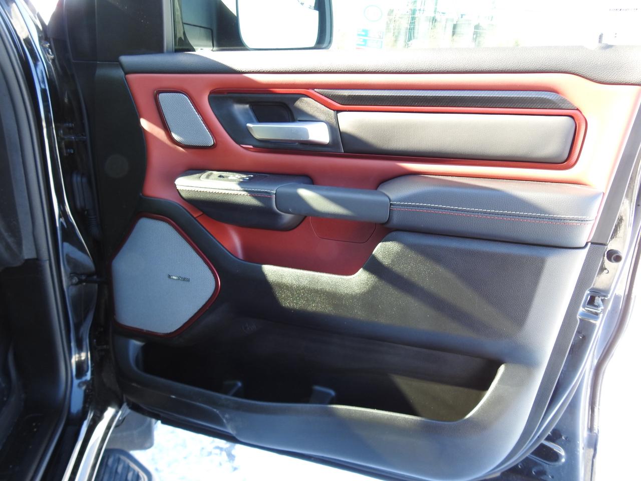 2026 RAM 1500 REBEL 4x4- 14 INCH NAV- COOLED LEATHER- 2,800 KMS Photo