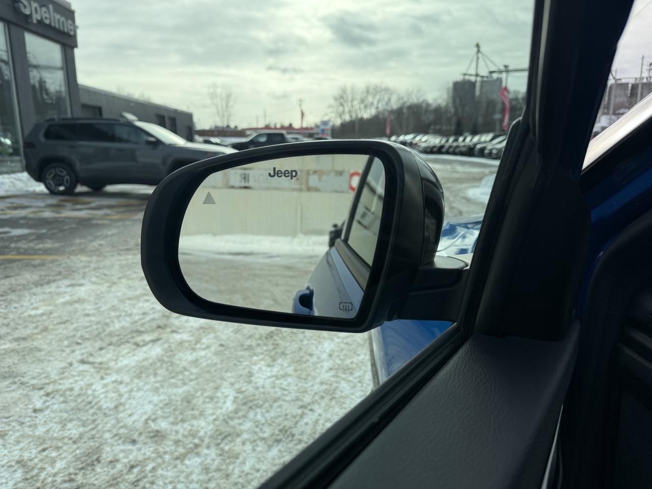 2024 Jeep Compass Limited 4x4 - Pano Sunroof - Hands Free Liftgate Photo