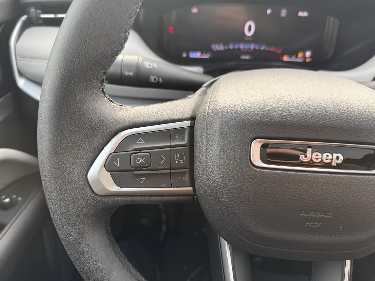 2024 Jeep Compass Limited 4x4 - Pano Sunroof - Hands Free Liftgate Photo