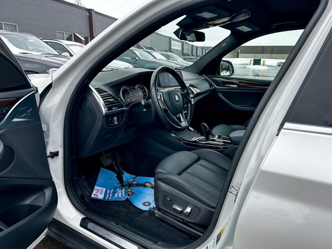 2019 BMW X3 xDrive 30i / Low KM / Nav / CarPlay / Backup Cam / Leather Photo