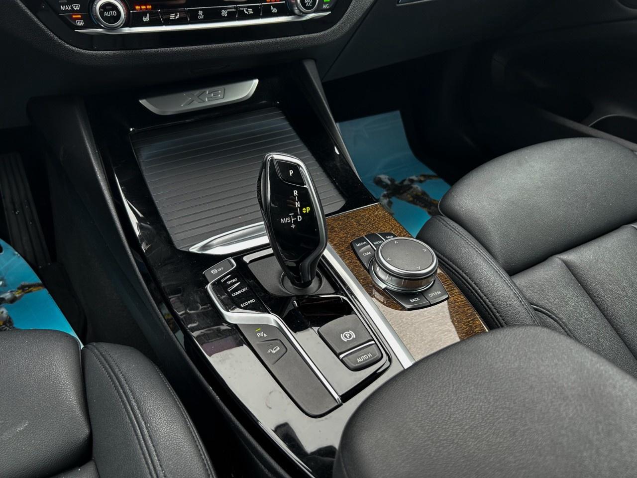 2019 BMW X3 xDrive 30i / Low KM / Nav / CarPlay / Backup Cam / Leather Photo