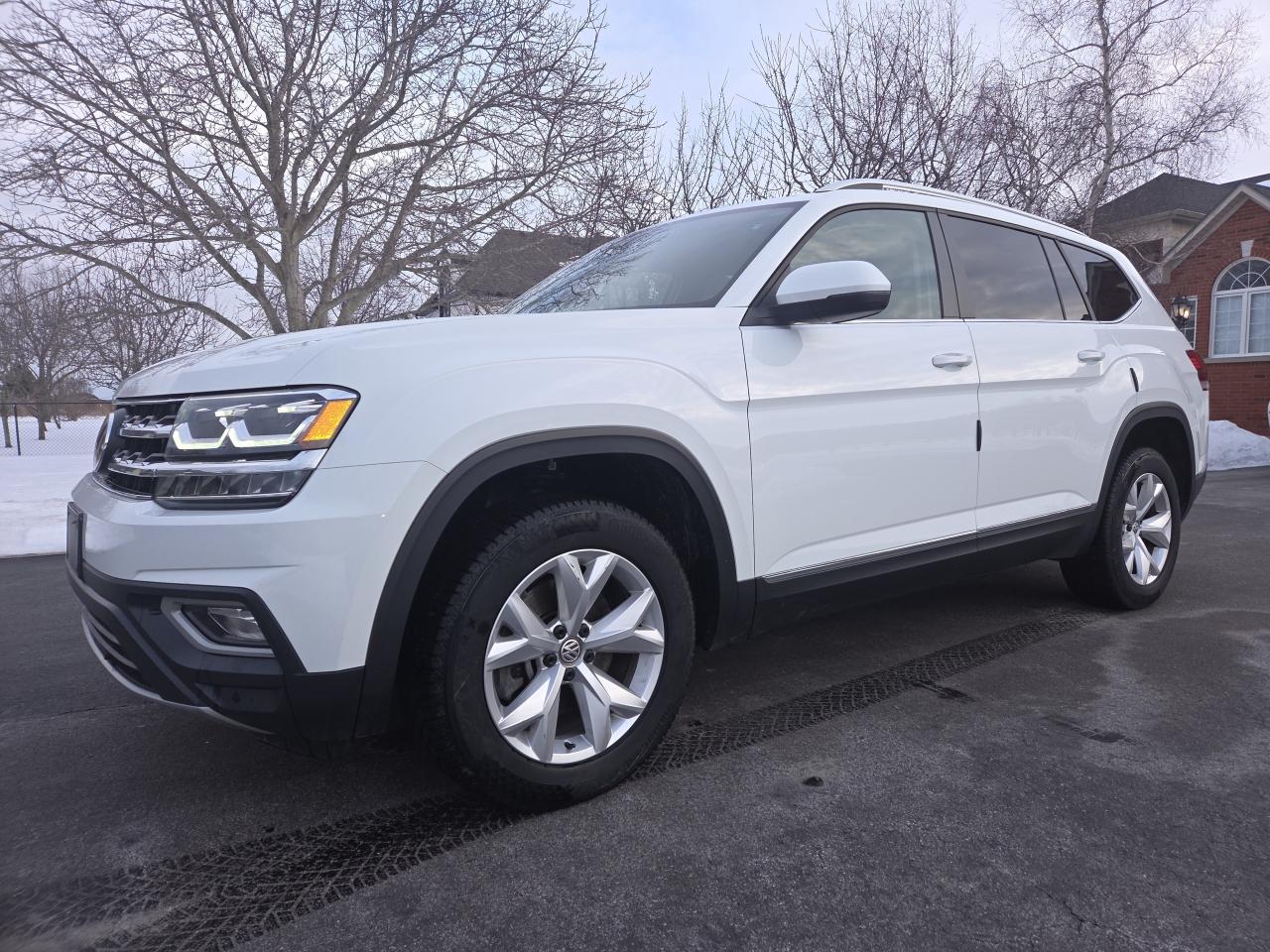 2019 Volkswagen Atlas Highline 3.6 FSI 4MOTION,7 Passenger, Must See! Photo0