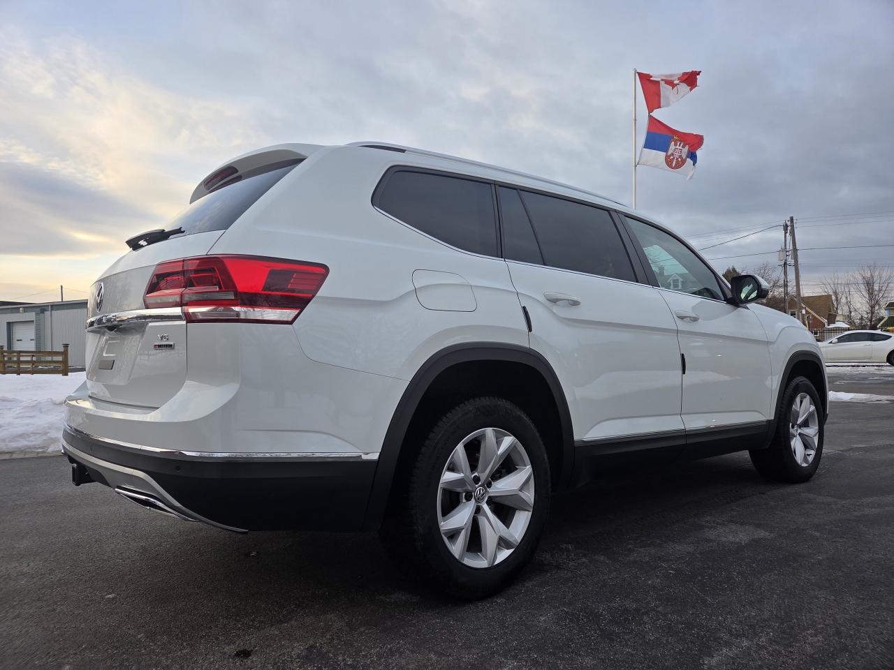 2019 Volkswagen Atlas Highline 3.6 FSI 4MOTION,7 Passenger, Must See! Photo