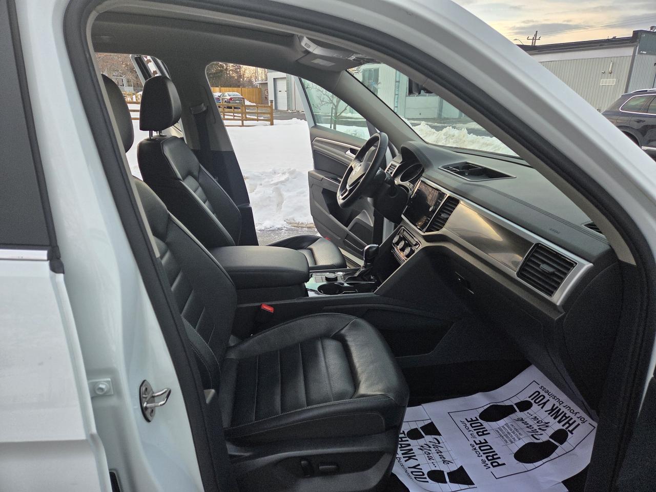 2019 Volkswagen Atlas Highline 3.6 FSI 4MOTION,7 Passenger, Must See! Photo