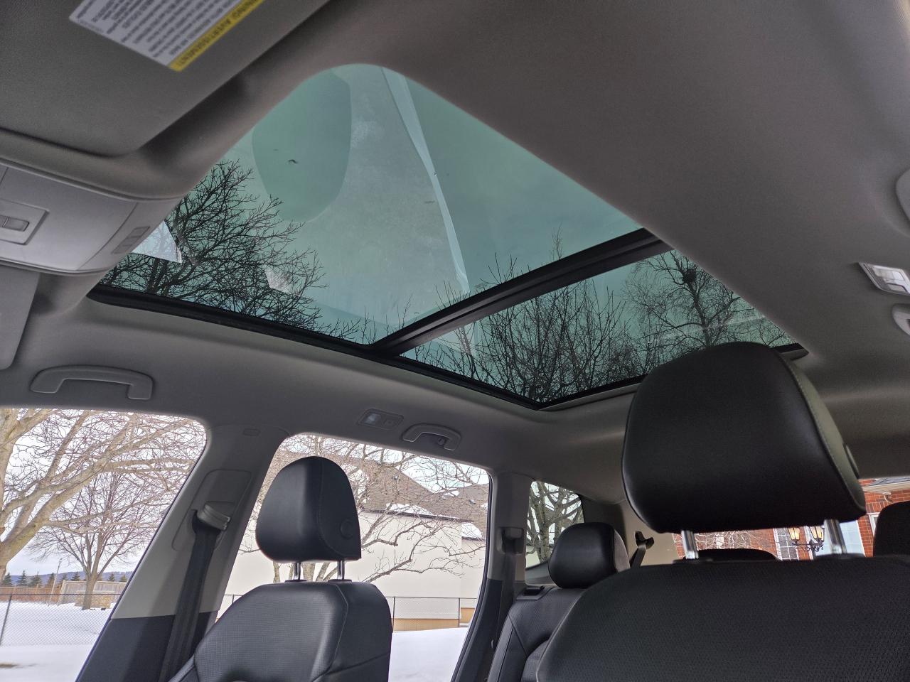 2019 Volkswagen Atlas Highline 3.6 FSI 4MOTION,7 Passenger, Must See! Photo