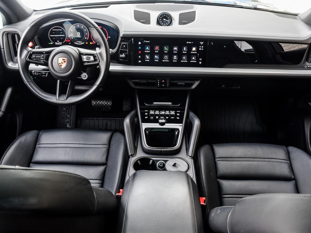 2024 Porsche Cayenne Base 4dr All-wheel Drive Photo