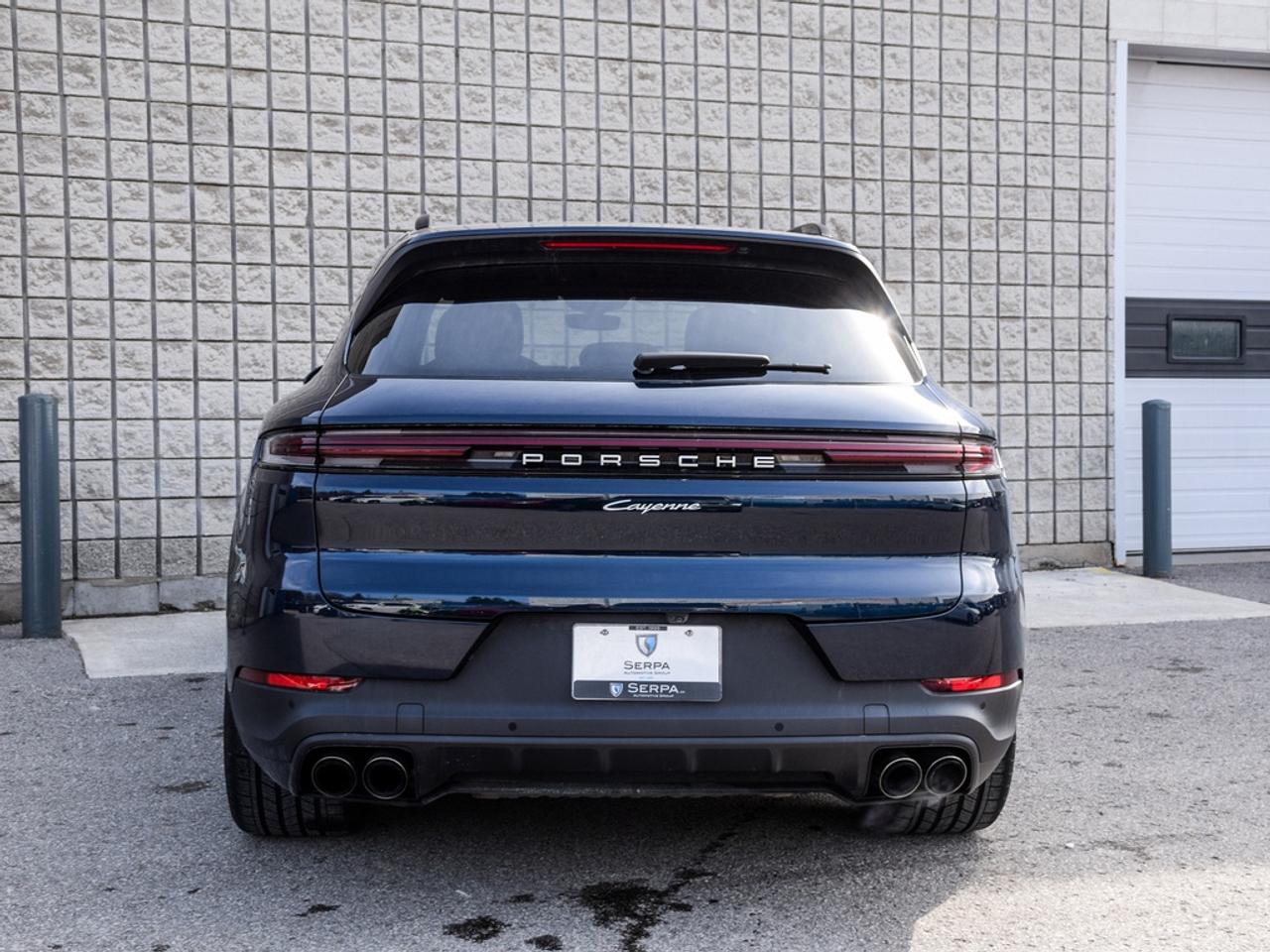 2024 Porsche Cayenne Base 4dr All-wheel Drive Photo4