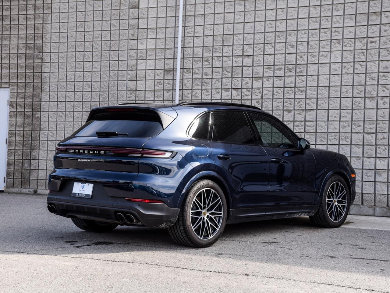 2024 Porsche Cayenne Base 4dr All-wheel Drive Photo