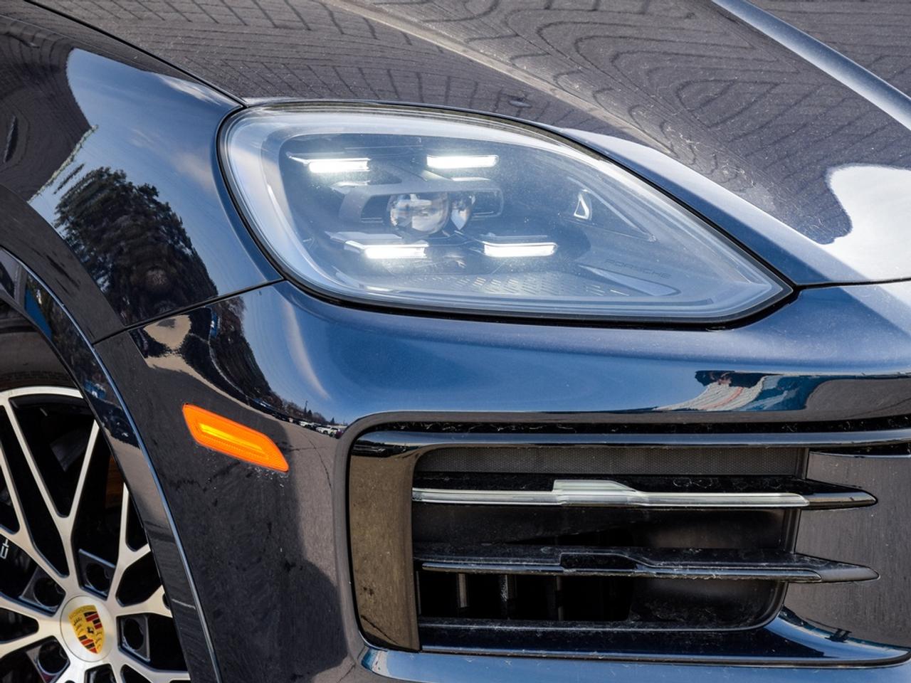 2024 Porsche Cayenne Base 4dr All-wheel Drive Photo