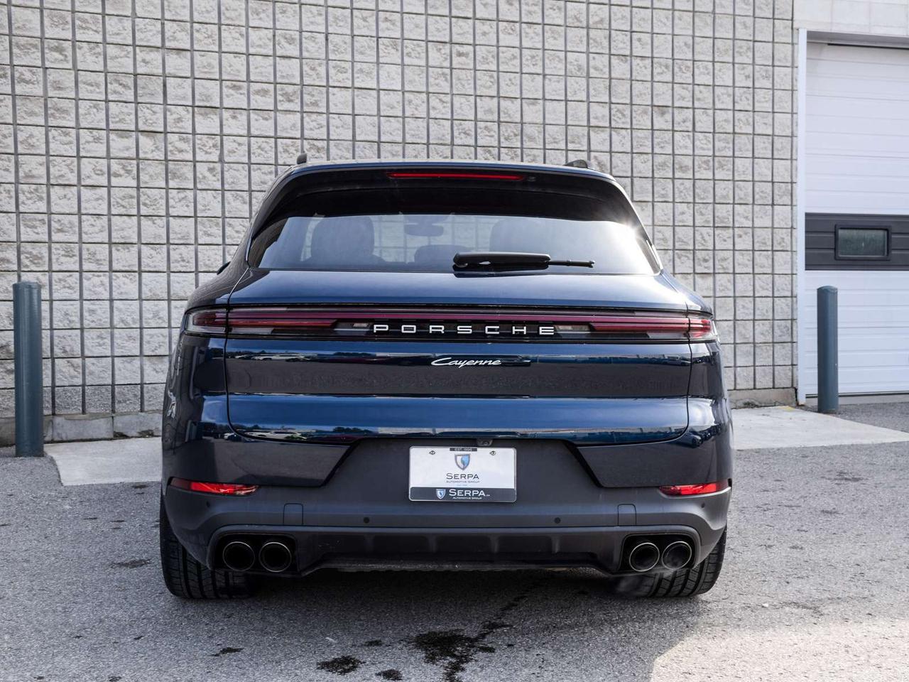 2024 Porsche Cayenne Base 4dr All-wheel Drive Photo