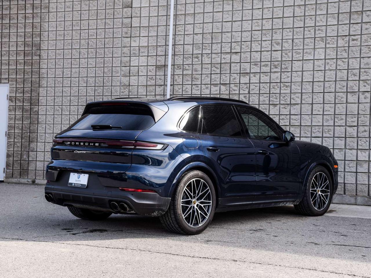 2024 Porsche Cayenne Base 4dr All-wheel Drive Photo